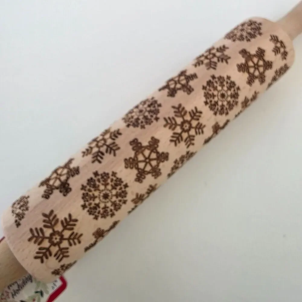 World Market Snowflake Embossed Wooden Rolling Pin Christmas Cookie Baking